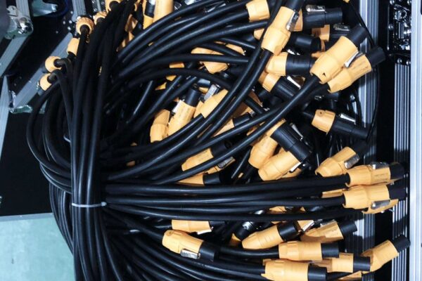 Seetronic-Socket-Outdoor-Power-Cable.jpg Fine Copper LED Screen cabinet Lockable Power cable