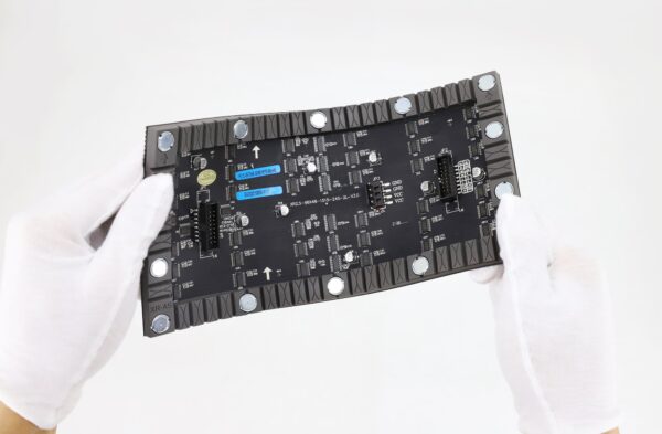 P2.5 Indoor LED Screen Magnet Soft Flexible LED Module 240x120mm